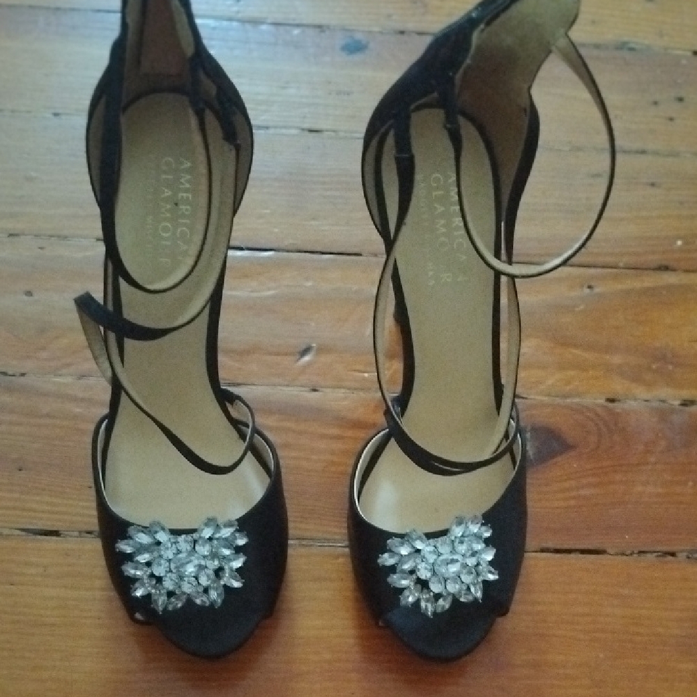 Badgley Mischka Black Heels with Silver Accents